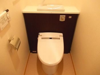 シンプルで使いやすいトイレです