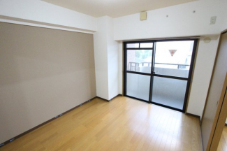 きれいな洋室です