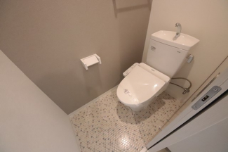 シンプルで使いやすいトイレです