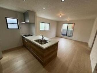 神楽町３丁目　新築戸建ての画像