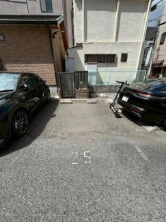 神戸市中央区琴ノ緒町２丁目の駐車場の画像