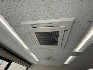 神戸市兵庫区大開通１丁目の事務所の画像