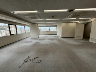 神戸市兵庫区大開通１丁目の事務所の画像