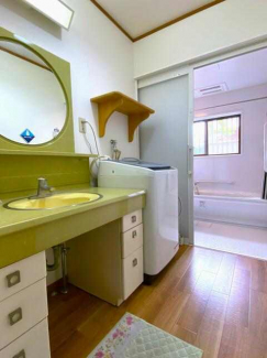 松山市吉藤２丁目の中古一戸建ての画像