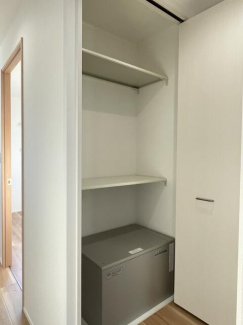 ２階ホールの収納にはお雛様や兜などをぜひ収納してください！そ