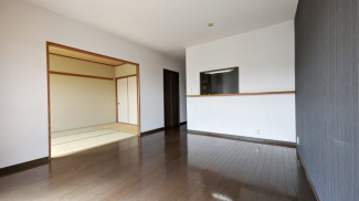 【居間・リビング】