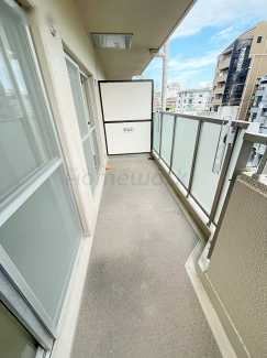 【バルコニー】