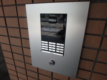 オートロック完備