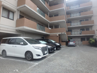 駐車場完備です