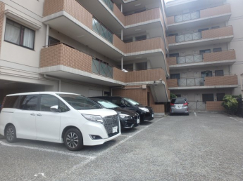 駐車場完備です