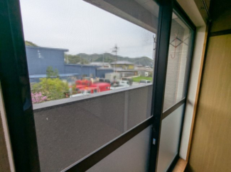 【バルコニー】