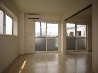 【居間・リビング】