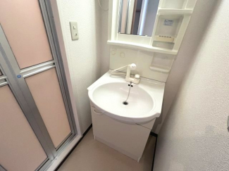 【洗面所】