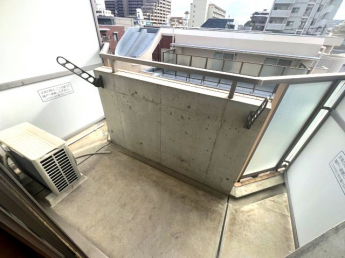 【バルコニー】
