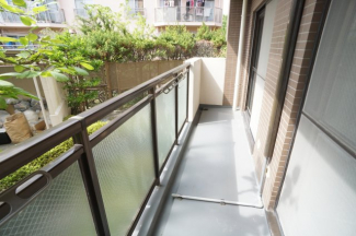 【バルコニー】