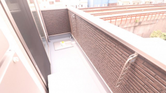 【バルコニー】