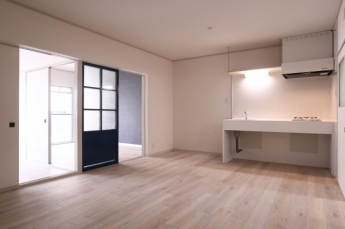 【居間・リビング】