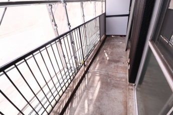 【バルコニー】