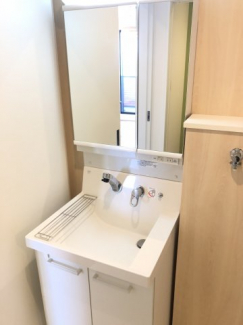 【独立洗面所】