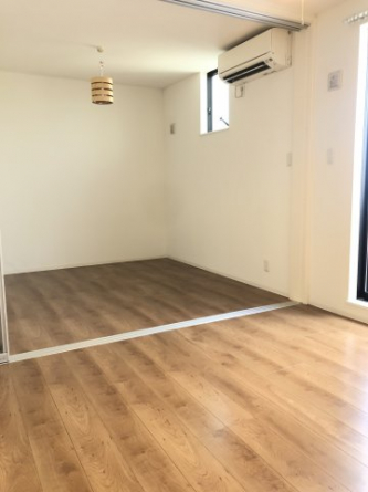 【居間・リビング】