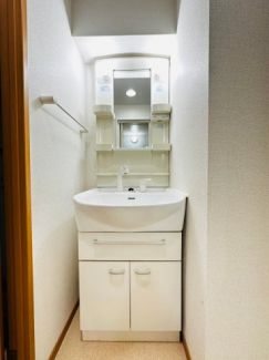 【洗面所】