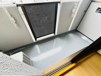 【バルコニー】