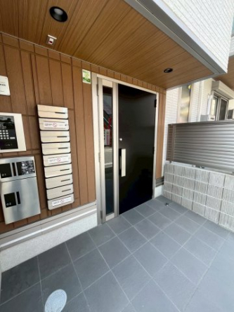 【エントランス】