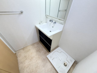 【洗面所】