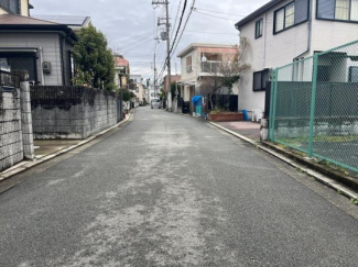 【前面道路含む現地写真】