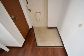 【玄関】
