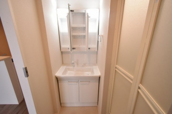 【独立洗面所】