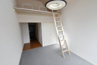 【居間・リビング】