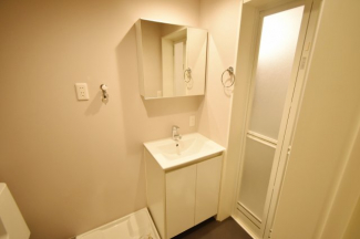 【独立洗面所】