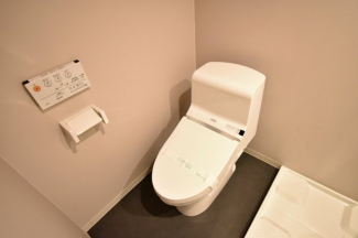 【トイレ】