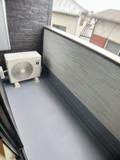 【バルコニー】