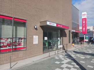 三菱東京UFJまで449m