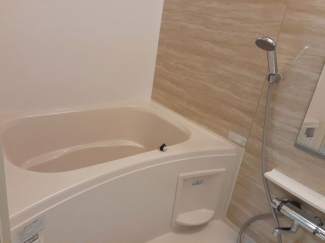 日々の疲れを癒すお風呂付です