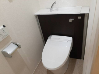 ゆったりとした空間のトイレです