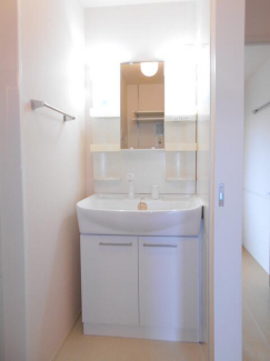 新居浜市久保田町３丁目のアパートの画像