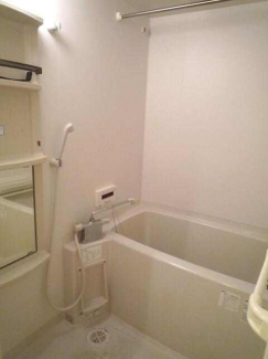 新居浜市喜光地町２丁目のアパートの画像