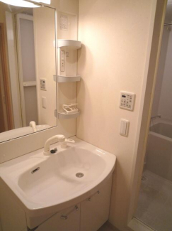 新居浜市喜光地町２丁目のアパートの画像