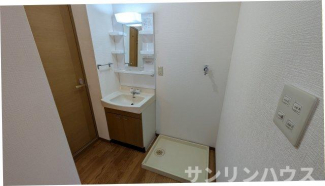 【洗面所】