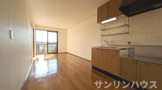 【居間・リビング】