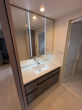 【独立洗面所】