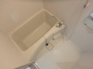 コンパクトで使いやすいお風呂です