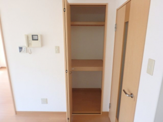 ちょっとした収納スペースも充実しています