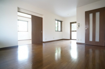 【居間・リビング】