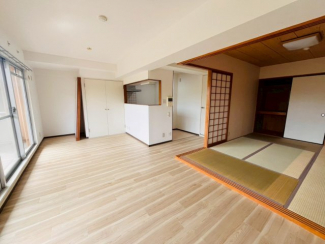 【居間・リビング】