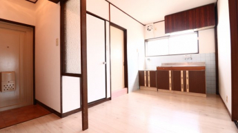 【居間・リビング】