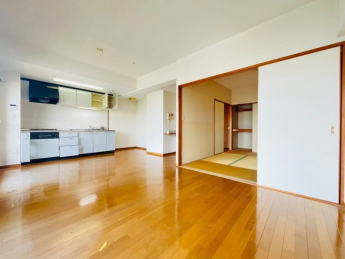 【居間・リビング】